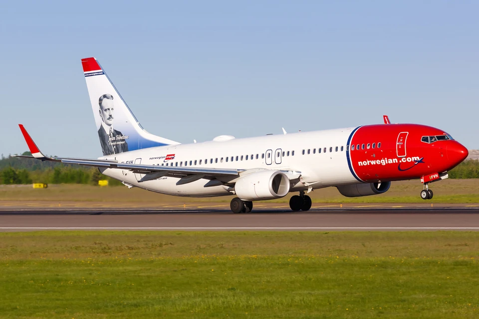 Лайнер Boeing 737 авиакомпании Norwegian.