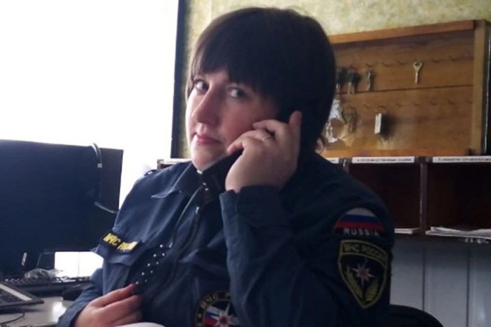 Всю ночь на связи: диспетчер МЧС по телефону вывела из сибирской тайги заблудившихся школьников.