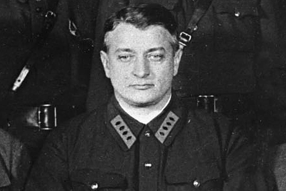 Тухачевский вместе с другими участниками заговора был арестован вечером 4 июня 1937 года