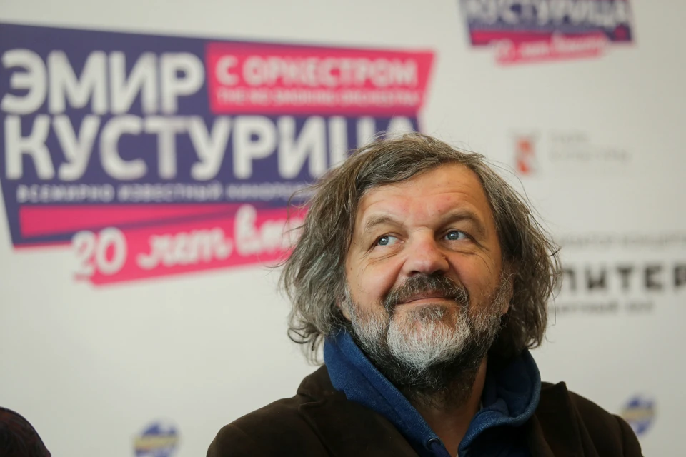 Сербский режиссер приехал в Нижний Новгород, чтобы выступить со своей музыкальной группой The No Smoking Orchestra.