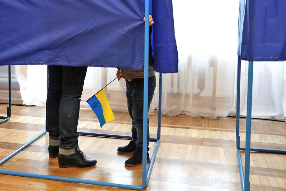 21 апреля на Украине проходит второй тур президентских выборов.