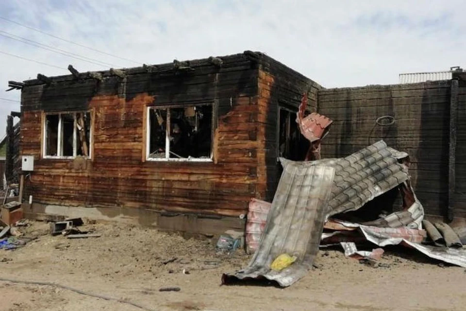 Сгоревший дом семьи Позняковых. Фото: предоставлено Сергеем Позняковым.