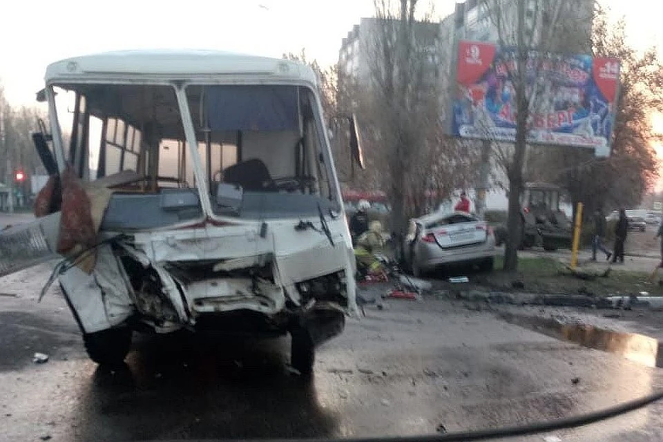 Так выглядел автобус после аварии.