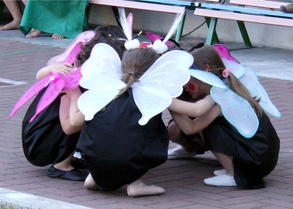 В пришкольных лагерях Тюмени дети смогут посмотреть театральные постановки и принять в них участие, ведь лейтмотив развлекательных программ этого года - театр. Фото с сайта Pixabay.com