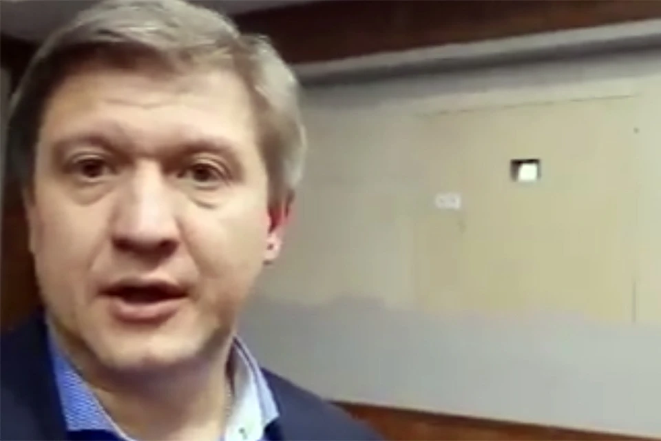 Александр Данилюк продемонстрировал видеоотчет из ситуационной комнаты в администрации президента