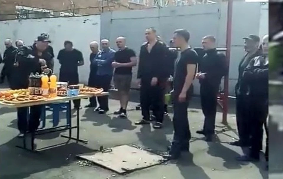 Пасху заключенные орловской колонии отпраздновали громко