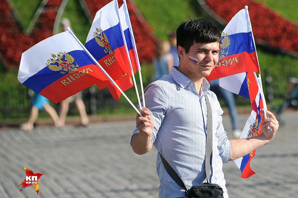 В День России, отмечаемый 12 июня, нижегородцев ждет обширная развлекательная программа на нескольких площадках областного центра.