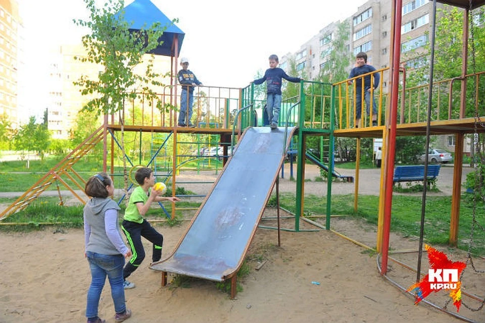 100 новых детских площадок установят в Нижнем Новгороде.