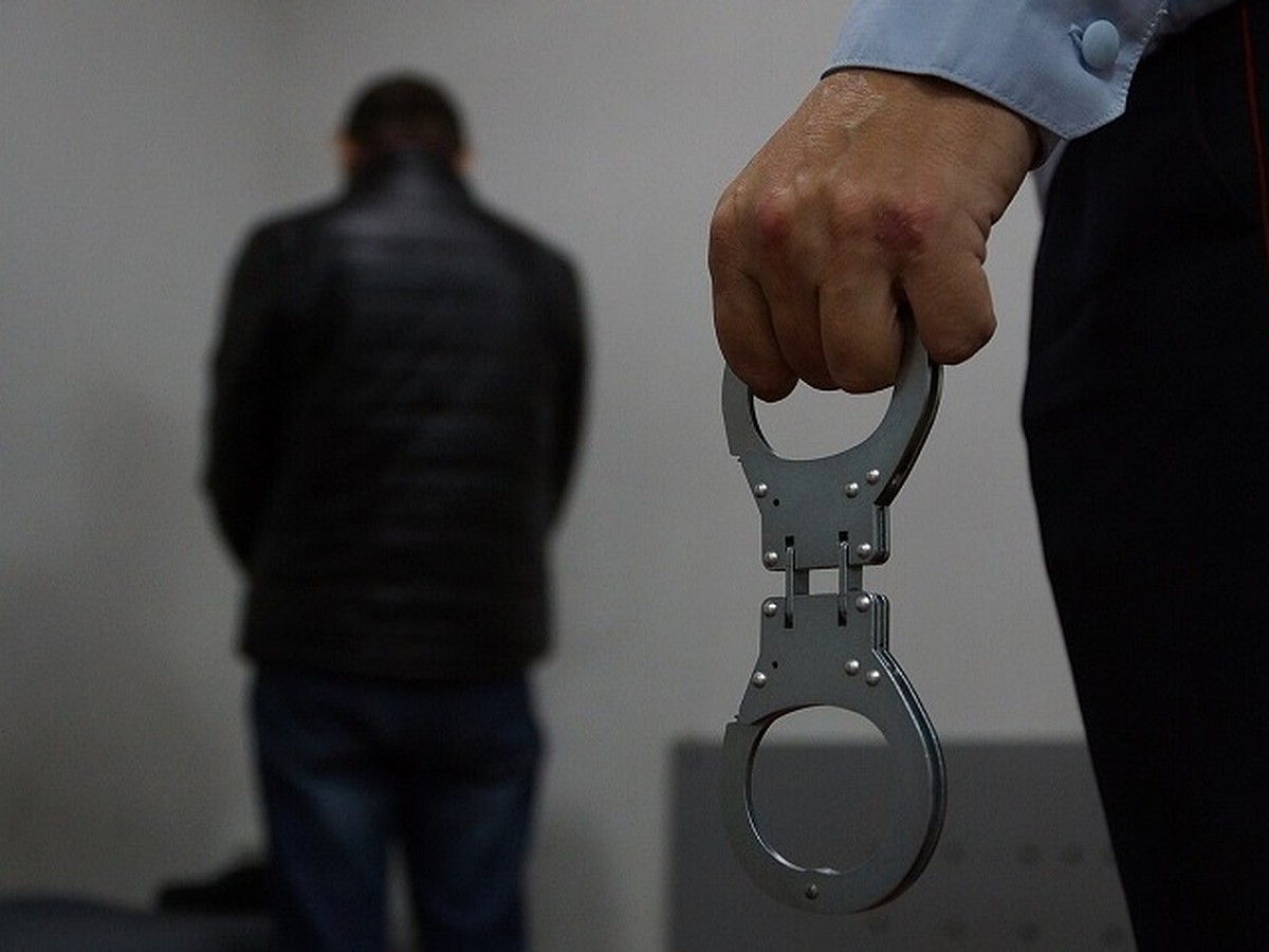 отлизал Подробности скандала в пермской школе: учитель совратил ученицу, когда та пришла к нему на зачет - KP.RU