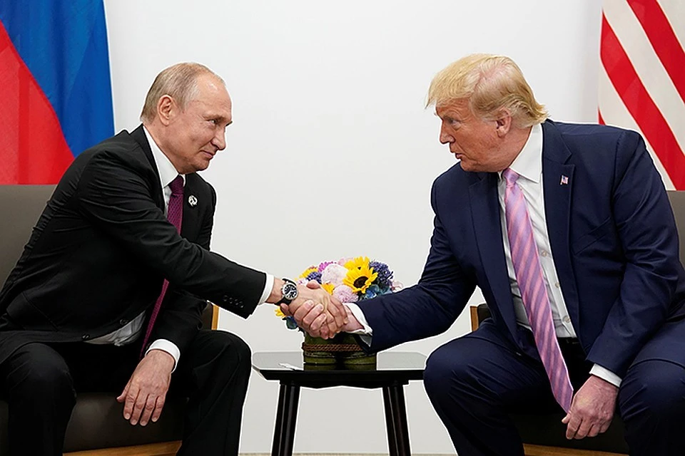 В ходе встречи Трамп назвал Путина "прекрасным парнем" (great guy).