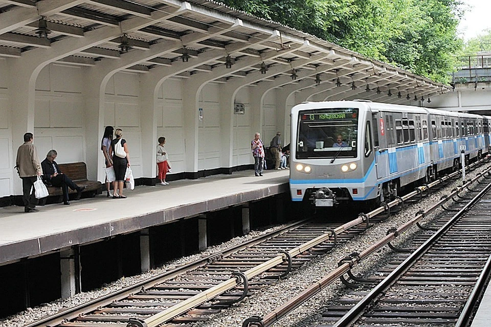 В предстоящие выходные на участке Филевской линии метро вновь закроют движение поездов.