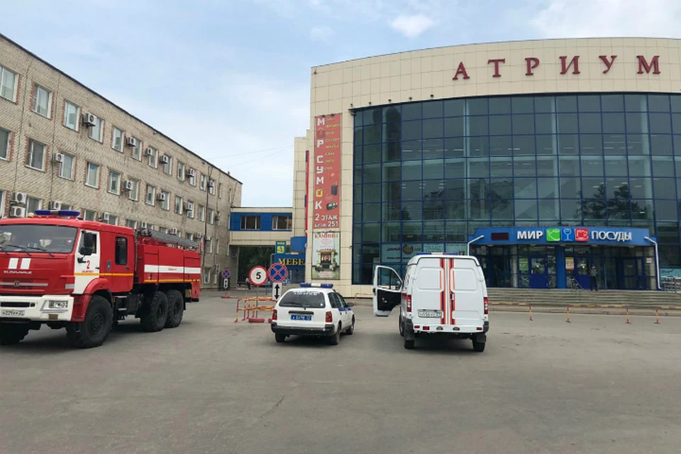 Лжетеррористы сначала требовали деньги, а потом засыпали полицейских сообщениями о заминированных гипермаркетах ФОТО: Пресс-служба "Самбери"