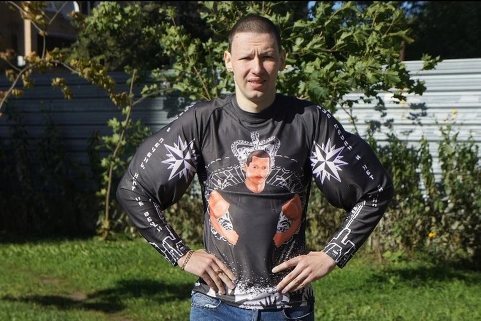 «Шорты за 14 тысяч, а трусы за 150»: «Руки-Базуки» рассказал, сколько стоят его вещи