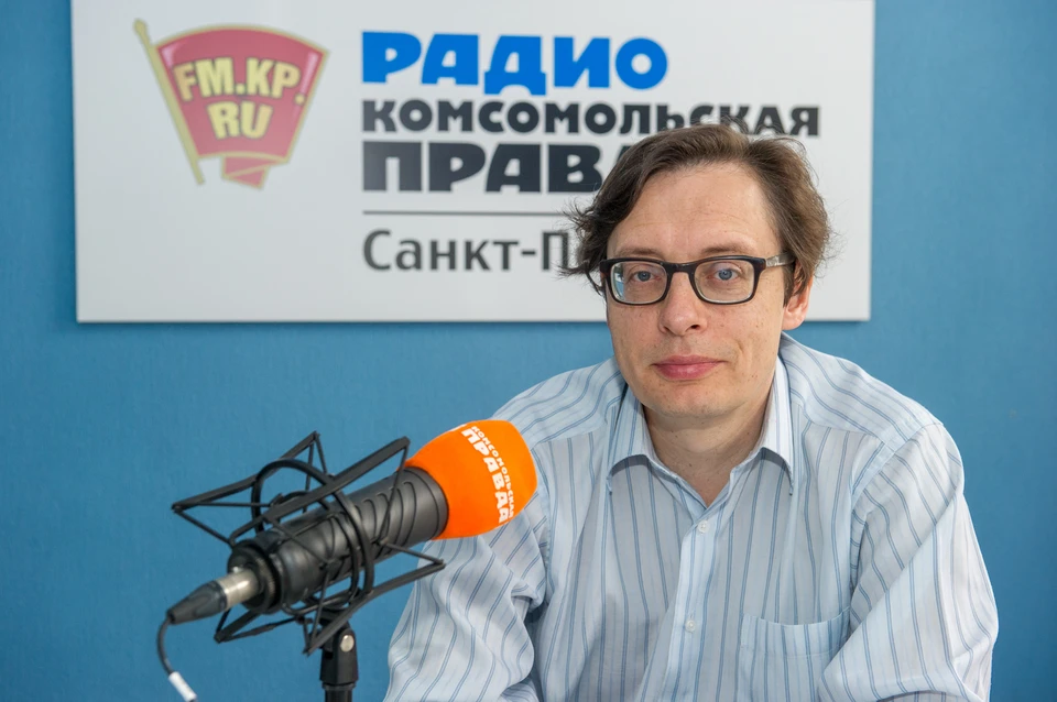 Андрей Аствацатуров на Радио «Комсомольская правда».