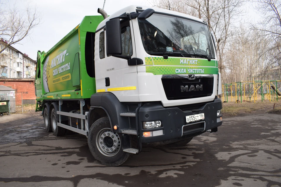 70 новых экологичных мусоровозов приобрел «Магнит» с начала мусорной реформы в Омской области.
