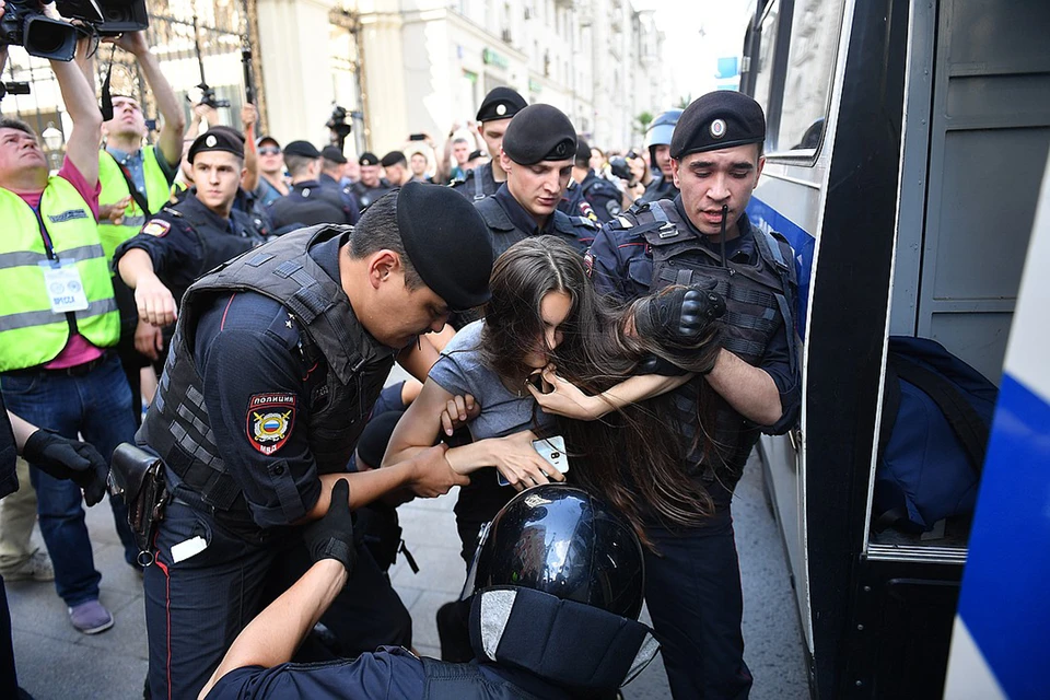 Никто даже не подал заявку на проведение митинга 27 июля - чтобы акция была несогласованной и гарантированно закончилась задержаниями