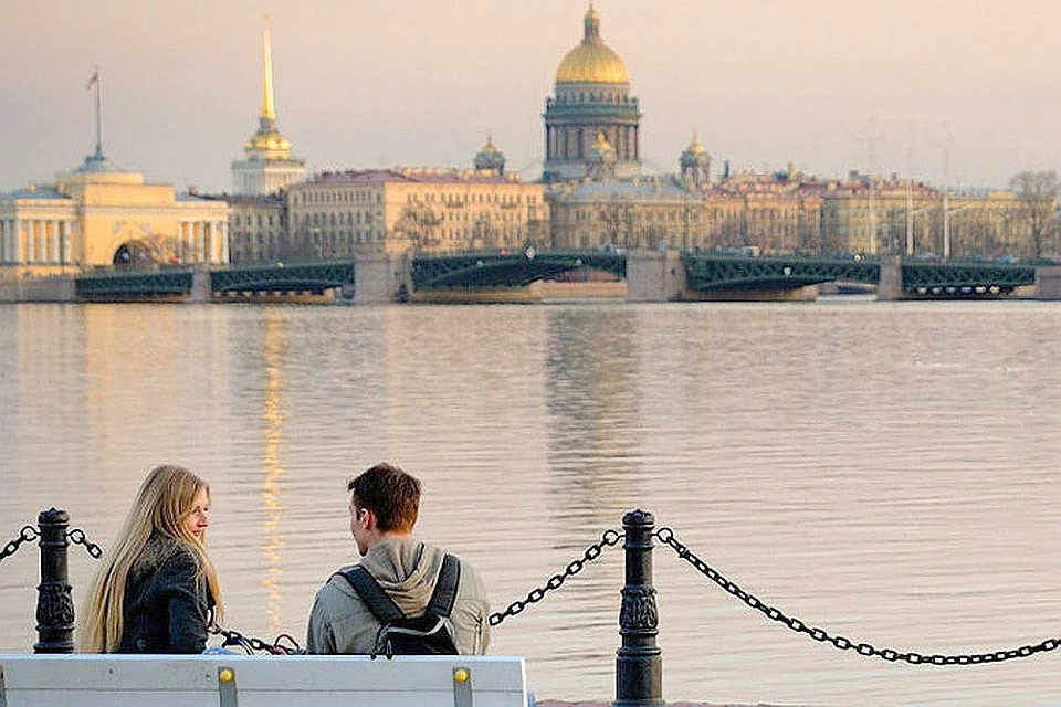 Граждане Финляндии могут получить право на получение бесплатной электронной визы для посещения Санкт-Петербурга и Ленинградской области. Фото: с сайта baltnews.ee