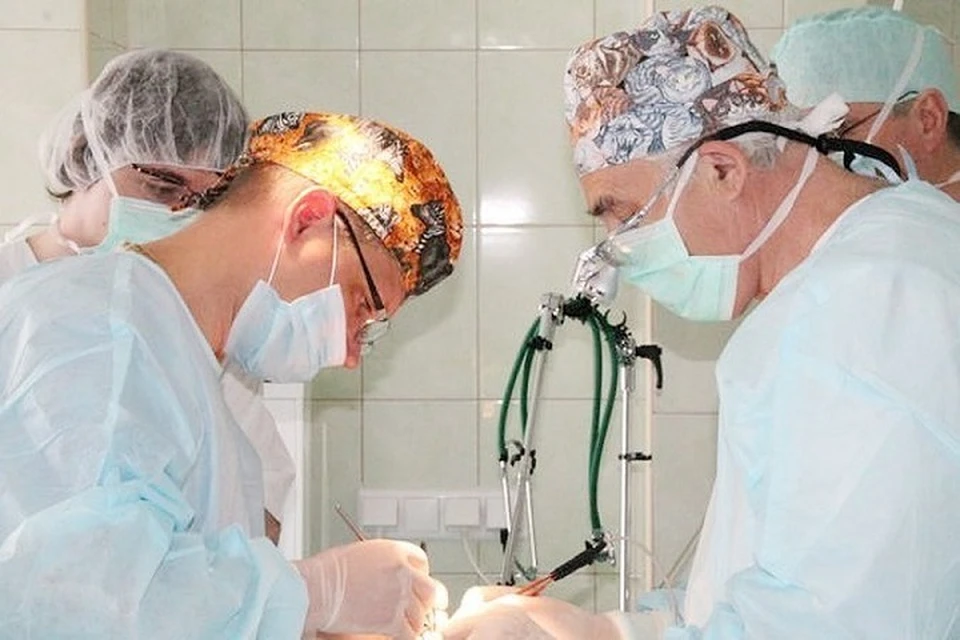Томские микрохирурги улучшают качество жизни своих пациентов. Фото: tomsk.kp.ru