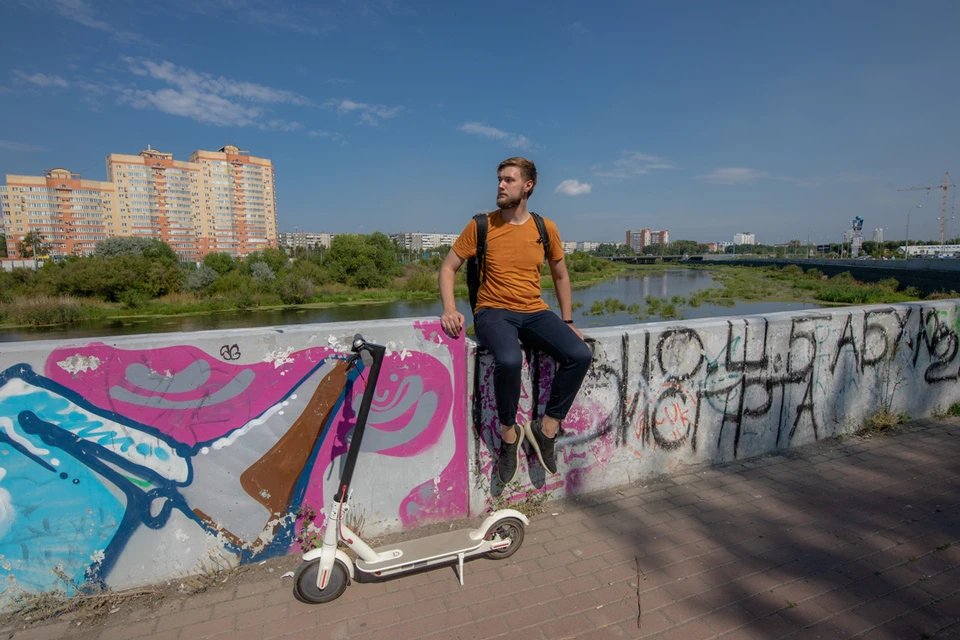 Самокат челябинск. Челябинский самокат. Самокаты в Челябинске. Динамо парк самокатов в Челябинске. Работники самоката в Челябинске.