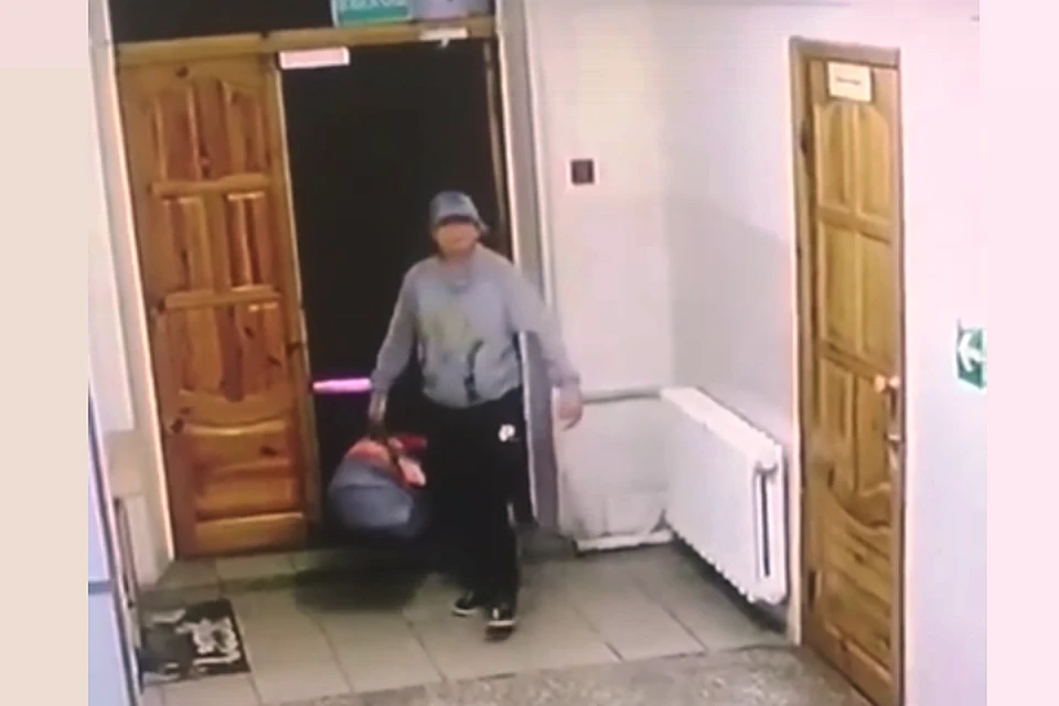 Фото: кадр из видео с камер наблюдения.