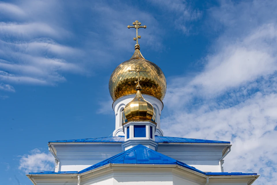 Храмы украшают Святую Русь уже 1000 лет. Фото: Виктор ГУСЕЙНОВ.