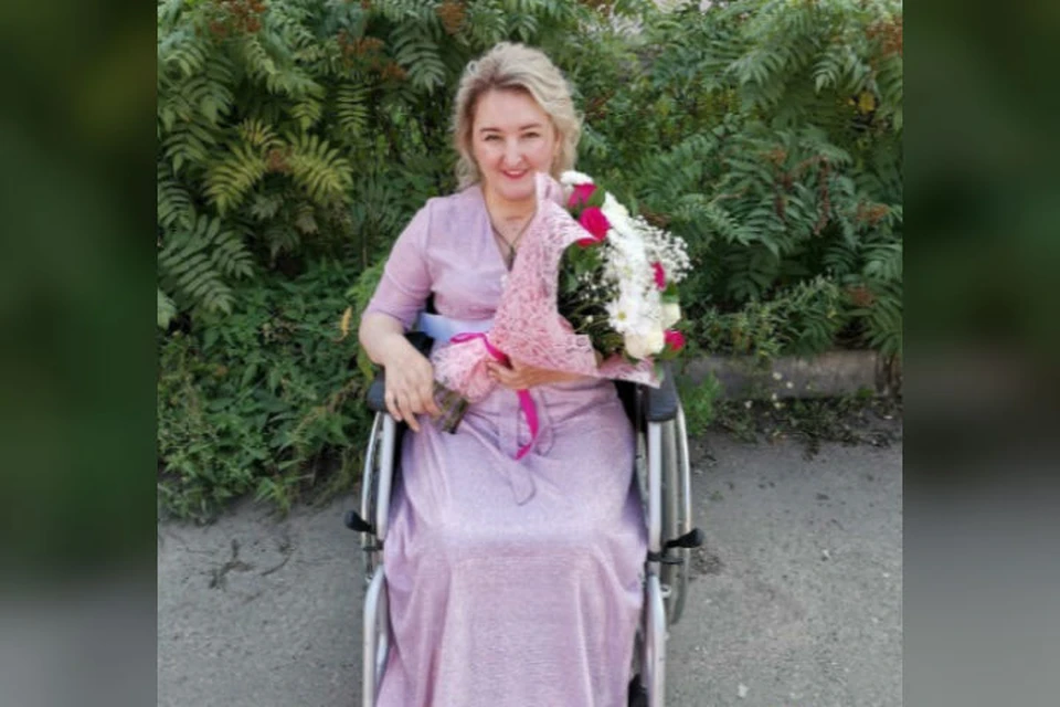 Эта улыбчивая, красивая иркутянка уже шесть лет прикована к инвалидной коляске после тяжелейшей болезни. Фото: сайт фонда «География добра».