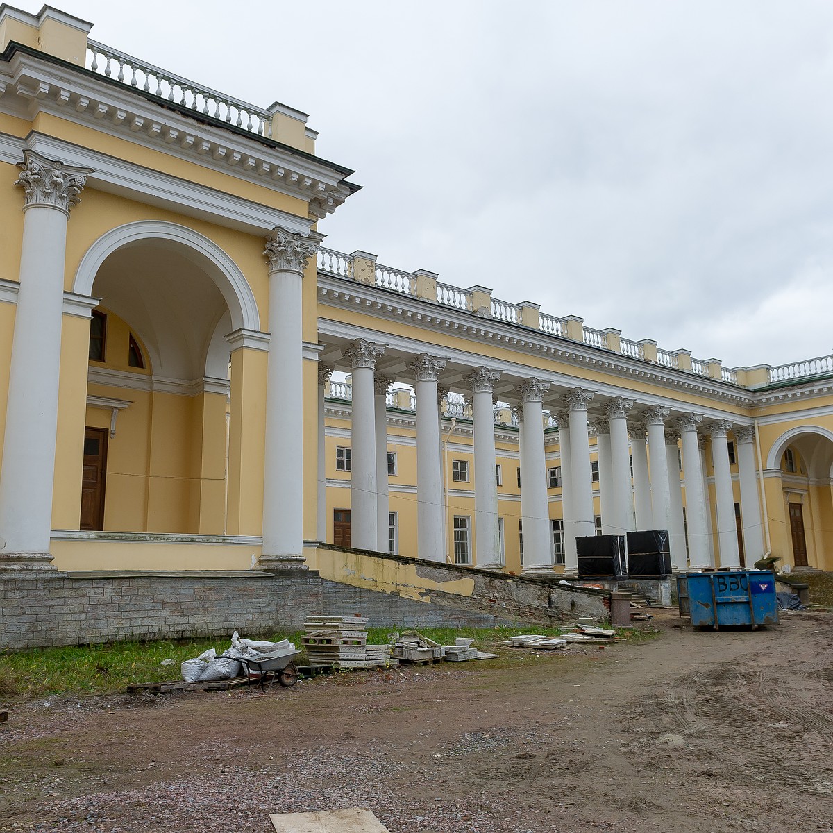 Личную жилплощадь Николая II показали общественности во время реставрации -  KP.RU