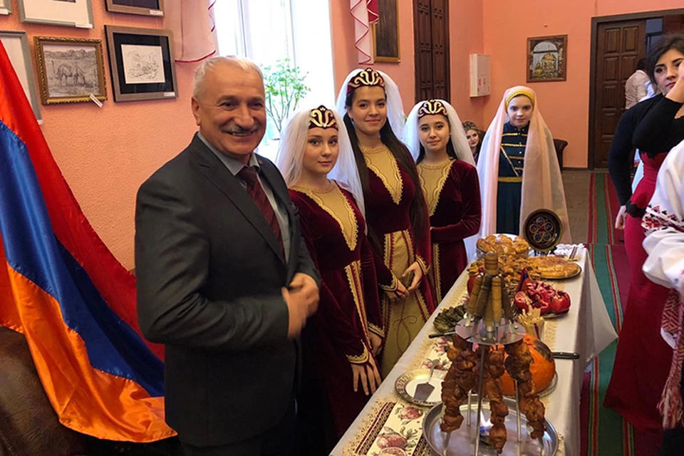 В армянской общине сохраняют национальные традиции. Фото: Личный архив Гария Нурояна.