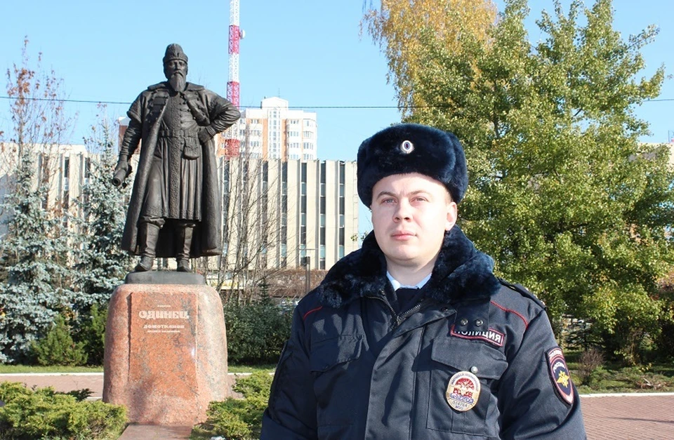 Илья Ефимов служит участковым уполномоченным полиции УМВД России по Одинцовскому городскому округу.