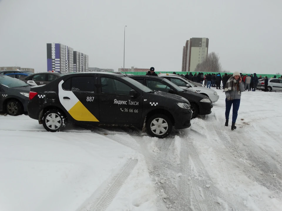 Сыктывкарские таксисты с завтрашнего дня не будут принимать заказы от "Яндекс. Такси"
