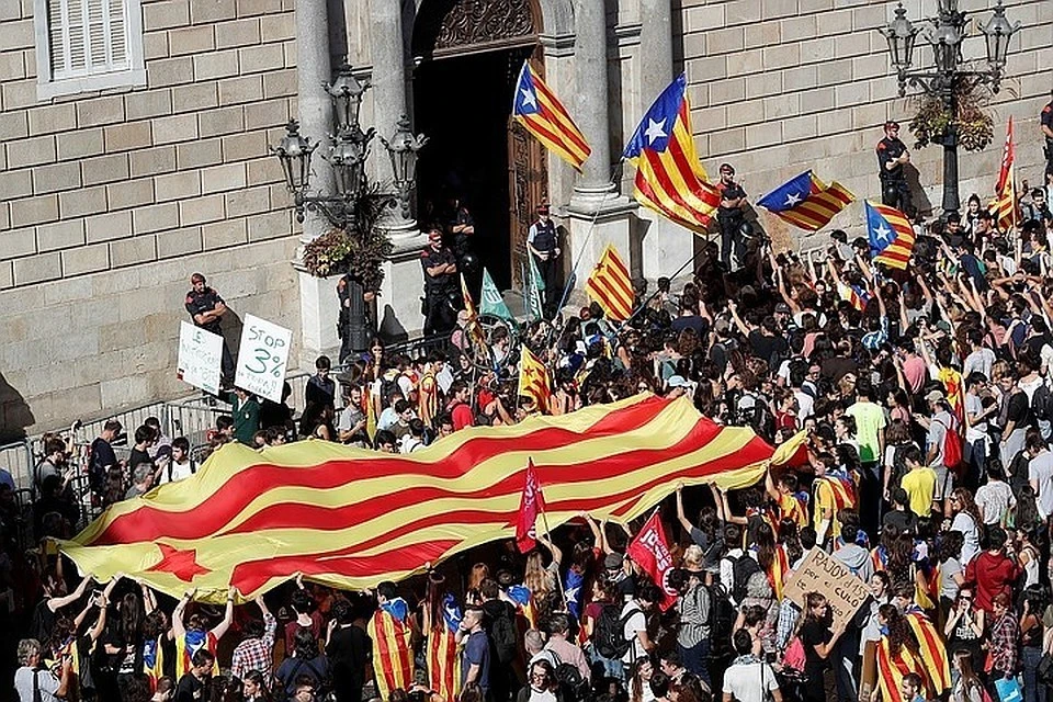 Журналиста намекает, что из-за России... Каталония стремится отделиться от Испании