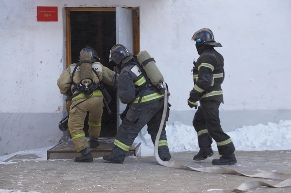 Гори оно синим пламенем: в Хабаровском следственном изоляторе потренировались тушить пожар