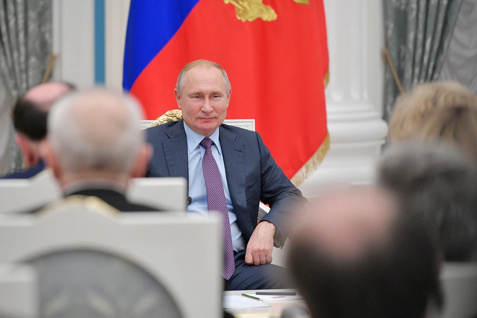 Президент России Владимир Путин во время встречи с региональными уполномоченными по правам человека в Кремле. Фото: Алексей Дружинин/ТАСС
