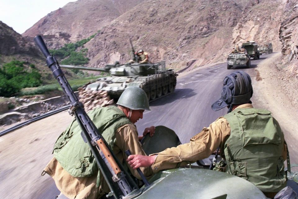 25 декабря 1979 года советские войска вошли в Афганистан.