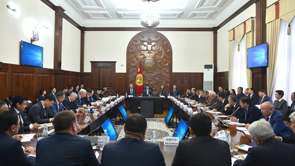 В правительстве обсудили программу Перекрестного года Кыргызстана и России.