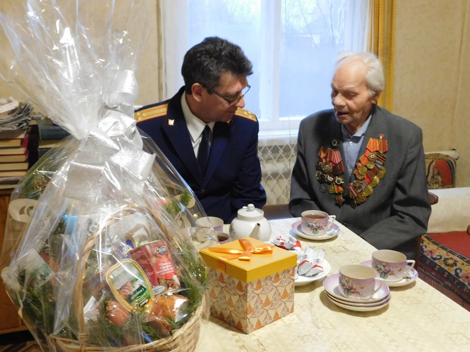 23 февраля Александру Рязанову исполнится 94 года.