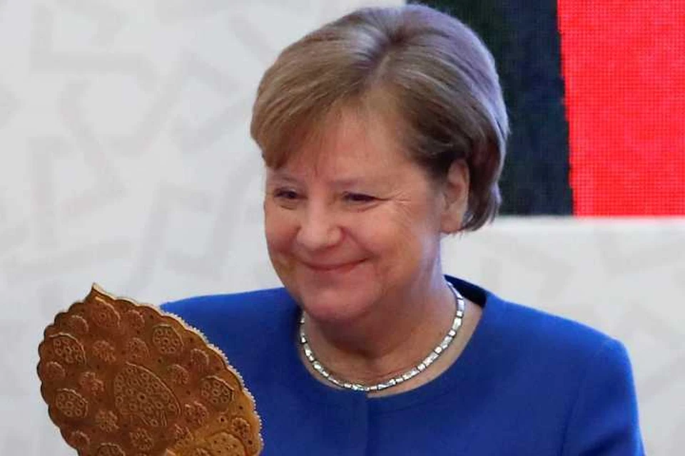 Эрдоган подарил Меркель памятные подарки