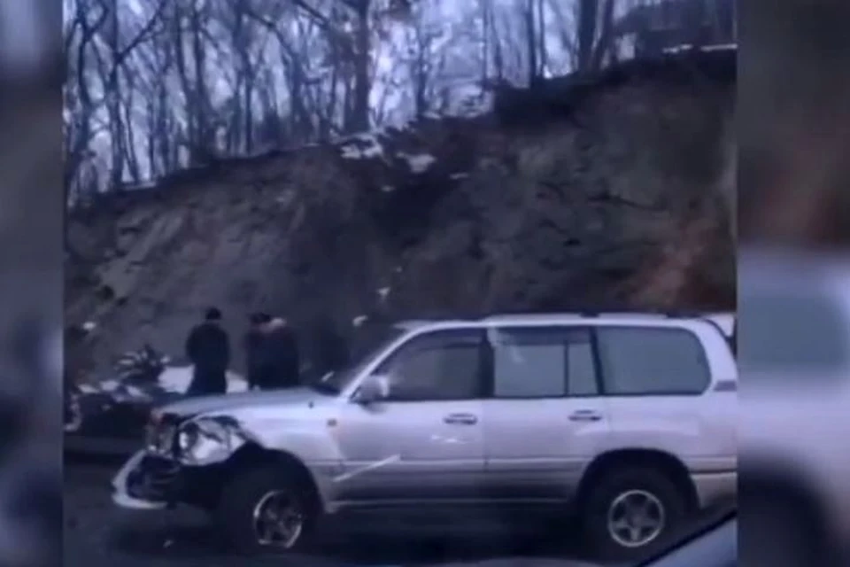 Авария стала причиной пробки в направлении города. Фото: print screen видео