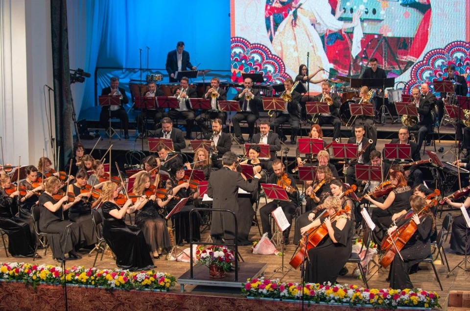 Чиновница из Хакасии назвала музыку симфонического оркестра какофонией. Фото: пресс-служба правительства Хакасии