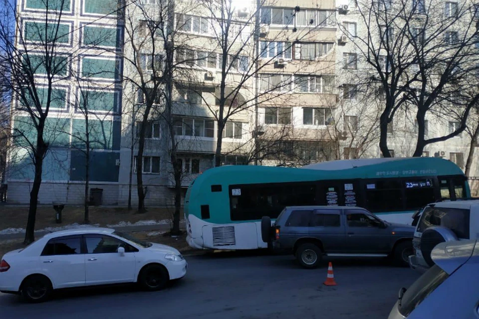 Семь машин попали в одну аварию в центре Хабаровска