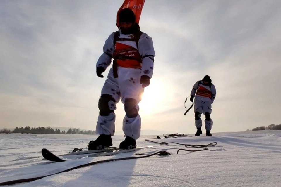 Участники лыжного перехода Хабаровск – Москва перевалили 900 метровый горный перевал и вышли к Байкалу