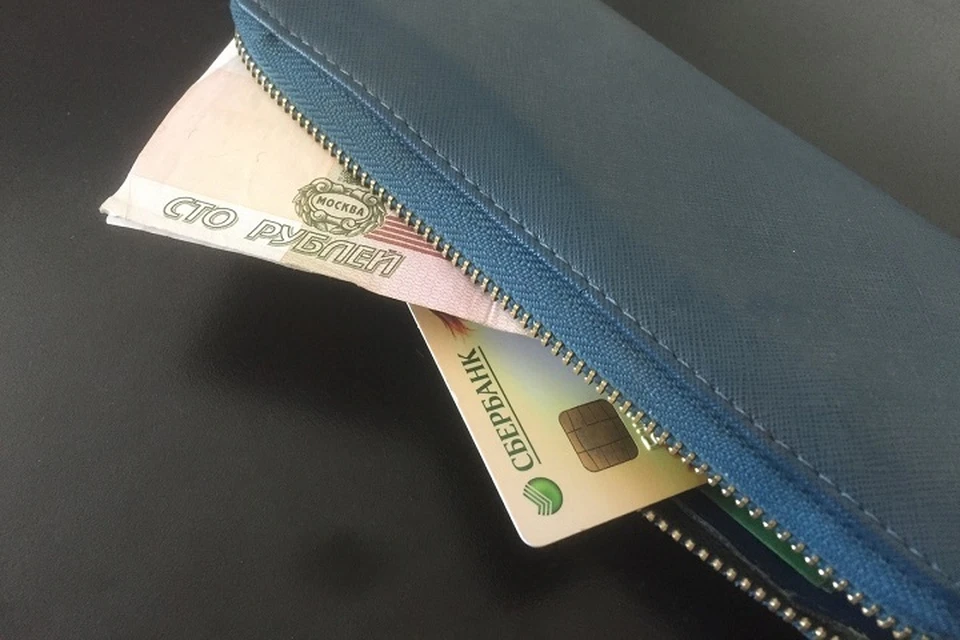Полиция напоминает: банки не рассылают сообщений о блокировке карт, а в телефонном разговоре не выспрашивают конфиденциальные сведения и коды, связанные с картами клиентов.