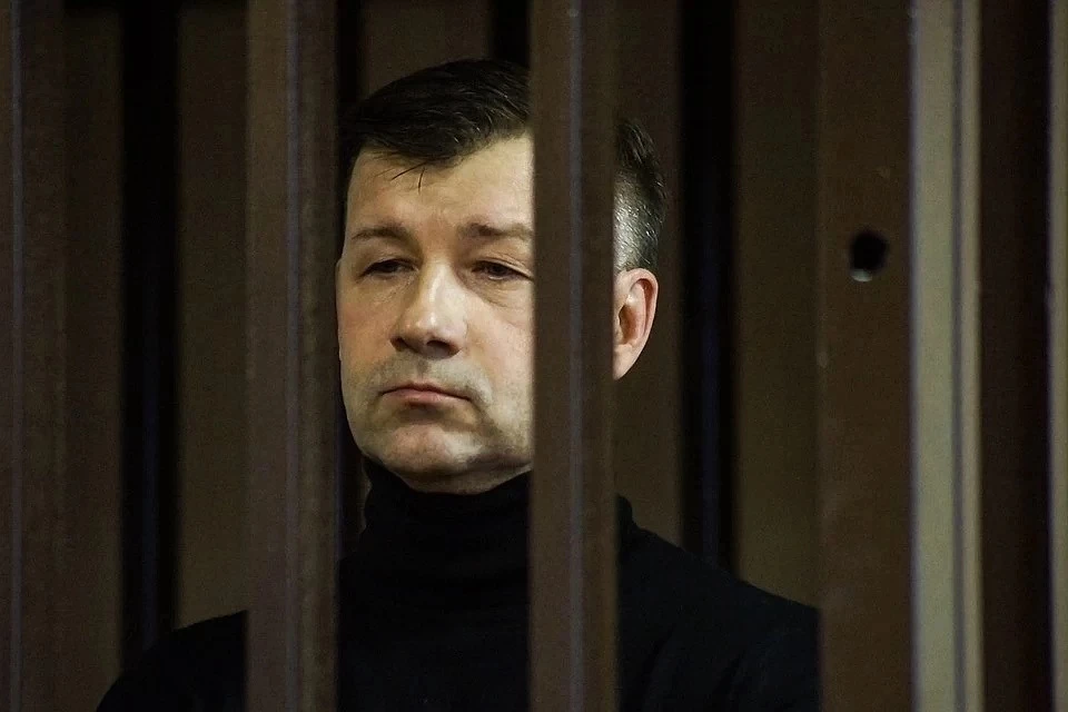 Дмитрия Сазонова приговорили к 12 годам колонии строгого режима и к штрафу в 220 миллионов рублей
