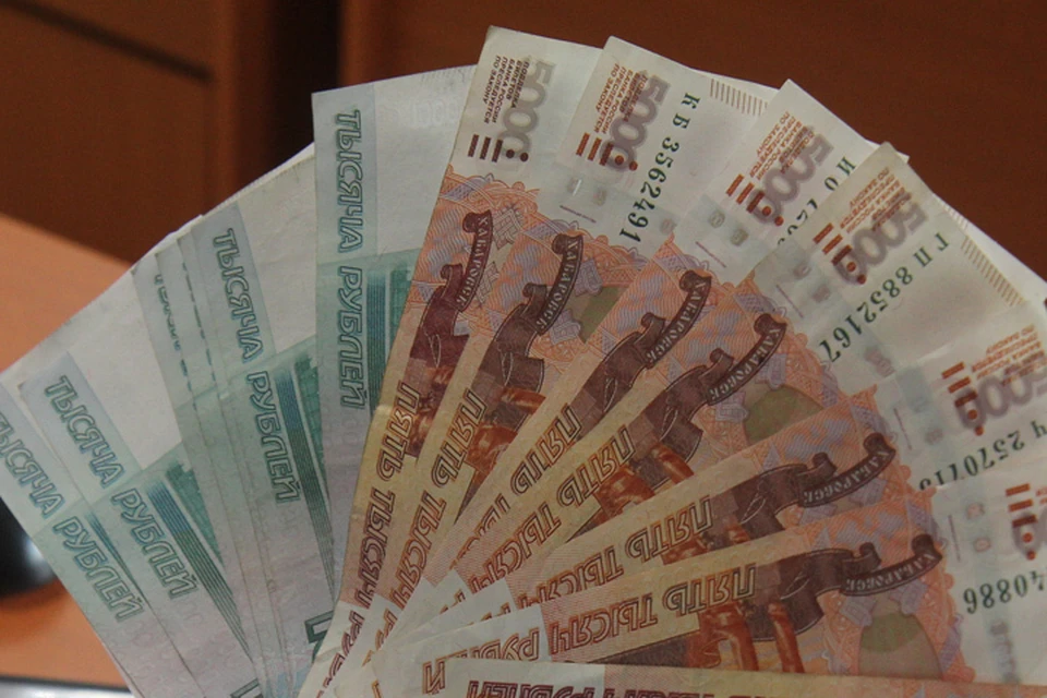 Вместо видеокамеры – резаная бумага: мошенники обманули сразу четверых ангарчан