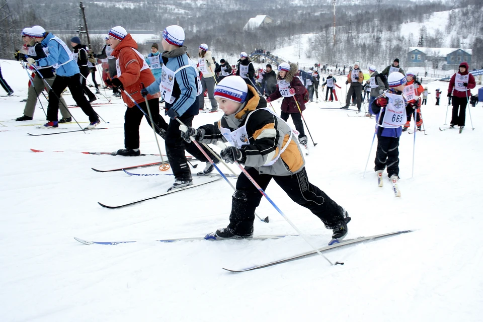 Пробежать на лыжах по территории трех стран в этом году не получится.