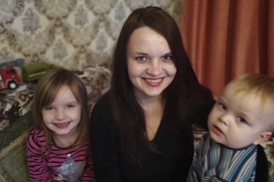 Юлию Балашову с детьми и родителями-пенсионерами выселяют из единственного жилья. Фото из личного архива