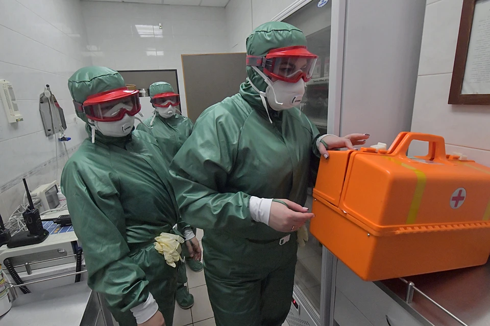 В больницах по всей России создан двухнедельный запас лекарств для пациентов с коронавирусом