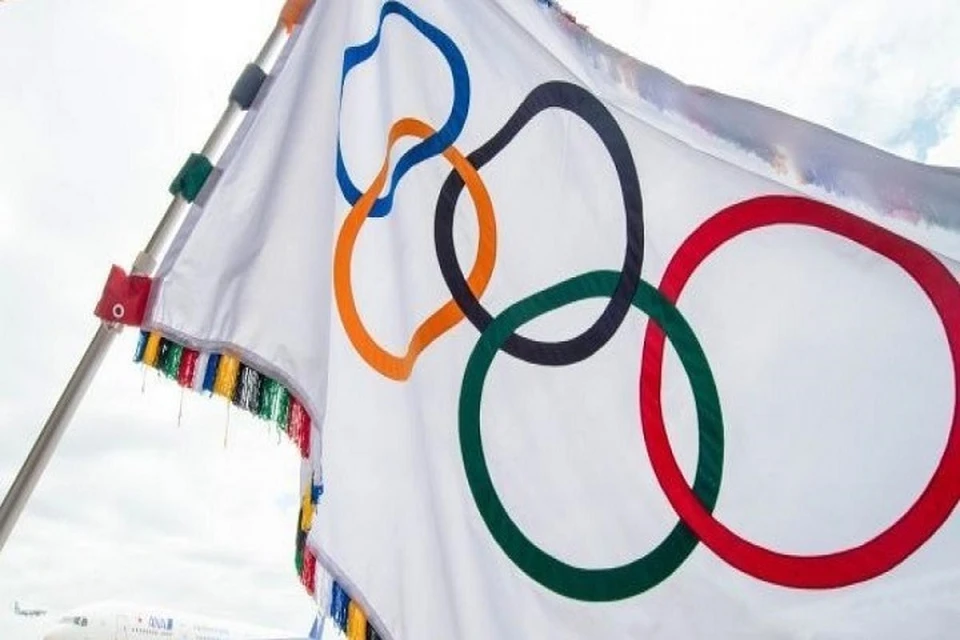 За последнее время в МОК обратились спортивные функционеры и некоторые спортсмены с просьбой перенести Олимпиаду.