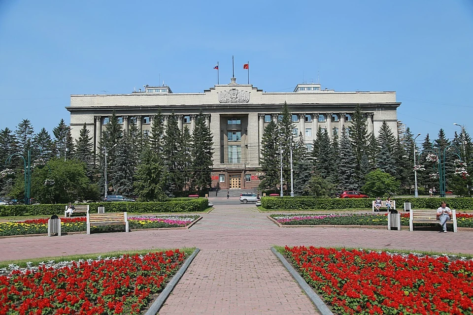 Зданию правительства края обновят фасад.
