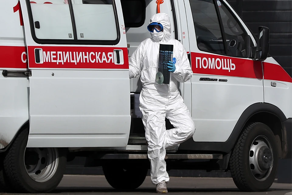 В Оперативном штабе Москвы по коронавирусу сообщают, что у мужчины была двухсторонняя пневмония. Фото: Владимир Гердо/ТАСС
